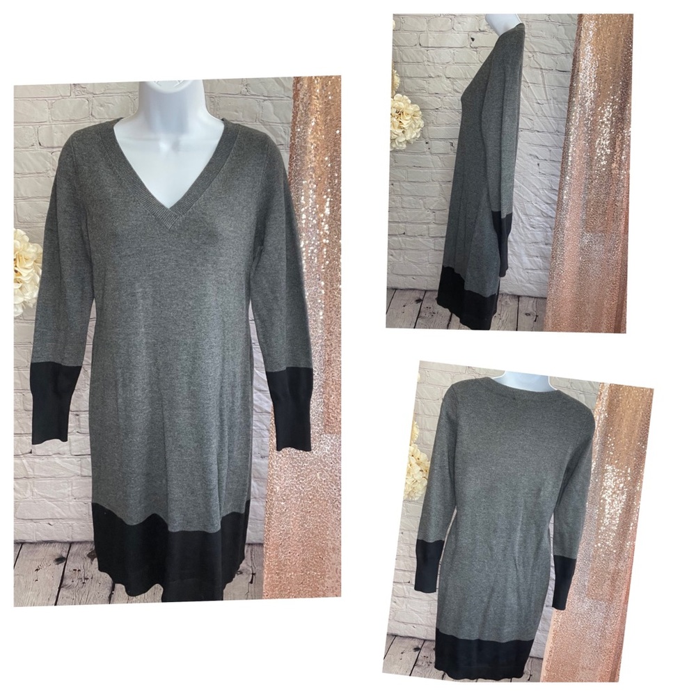 MP - EUC Ann Taylor Petite Colorblocked V-Neck Sweater Dress - Style #320868